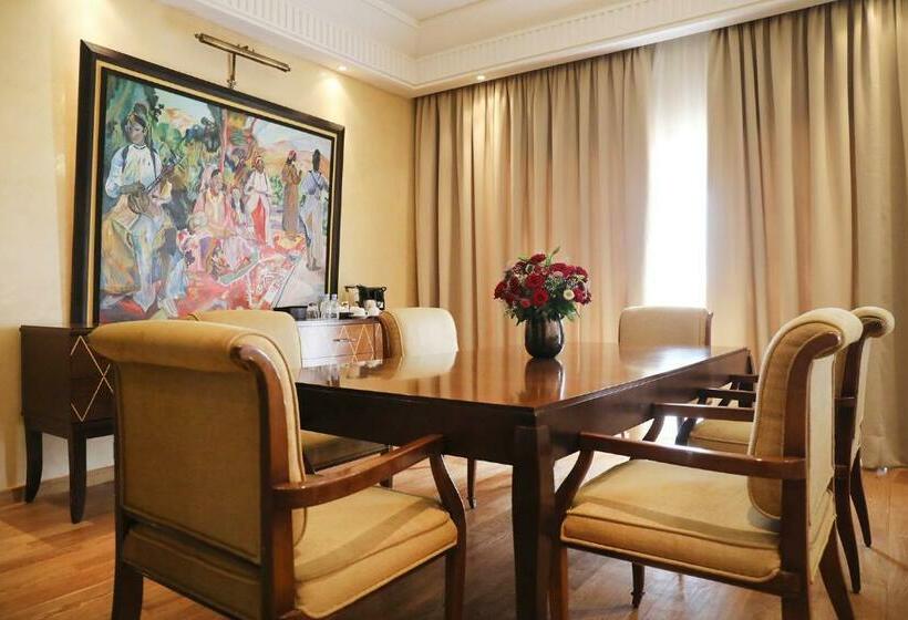 سوئیت سینیور, Kenzi Menara Palace & Resort