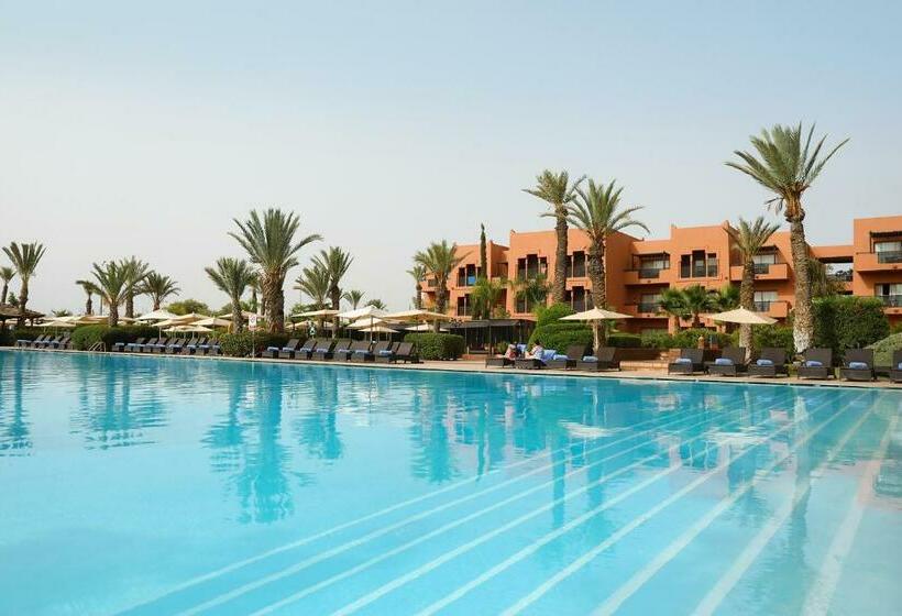 سوئیت سینیور, Kenzi Menara Palace & Resort