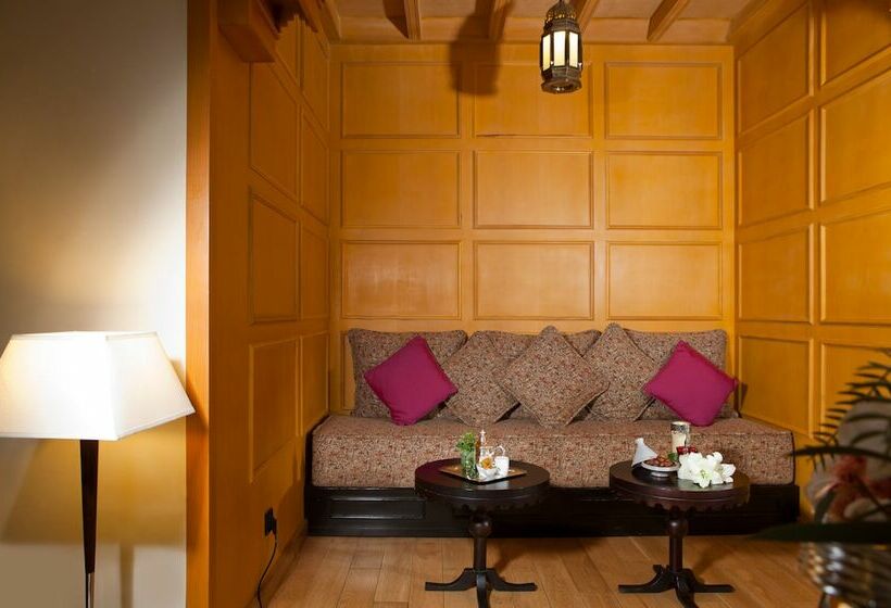 سوئیت سینیور, Kenzi Menara Palace & Resort