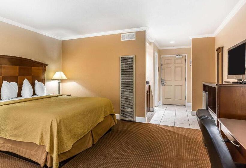 Номер Стандарт Кровать Кинг Адаптированный для Инвалидов, Quality Inn Near Hearst Castle