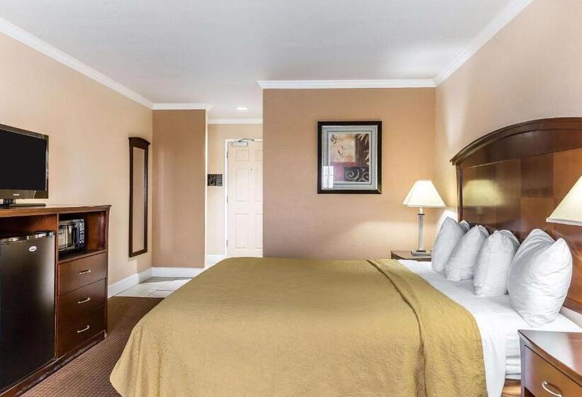 Номер Стандартный с Видом, Quality Inn Near Hearst Castle