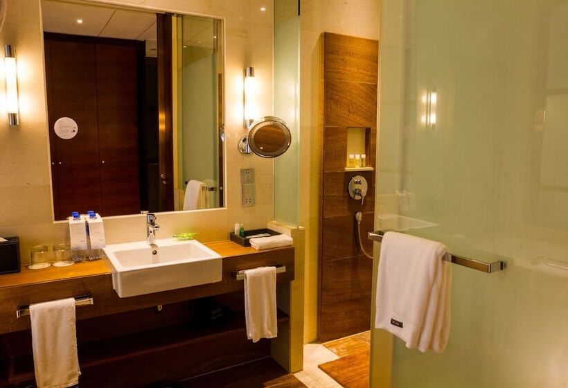 Номер Deluxe, The Westin Guangzhou