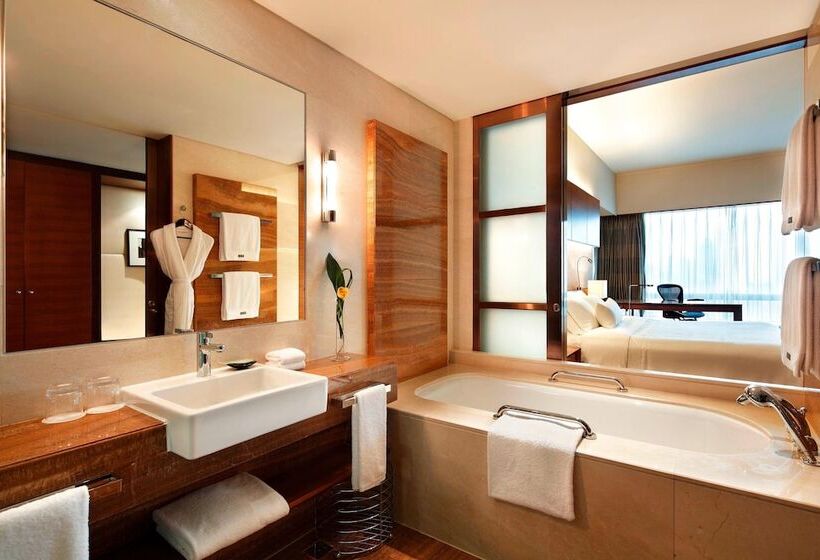 Номер Клуб, The Westin Guangzhou