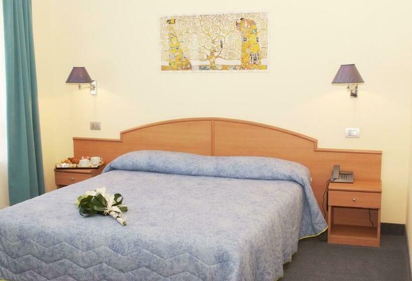 Номер Стандарт, Europalace Hotel Todi