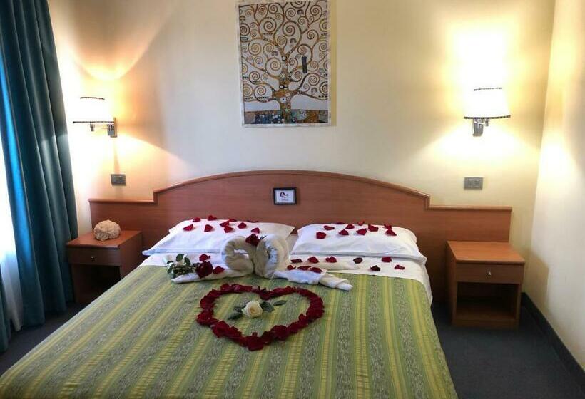 Номер Стандарт, Europalace Hotel Todi