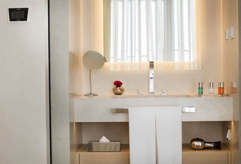 سوییت, Abac Restaurant Hotel Barcelona Gl Monumento