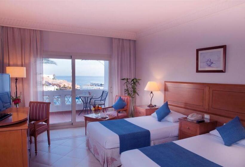 اتاق استاندارد یک نفره, Continental Plaza Beach Resort