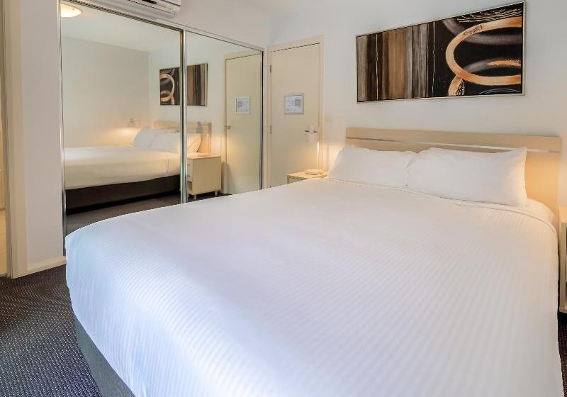 Апартаменты 2 Спальни с Бассейном, Oaks Port Stephens Pacific Blue Resort