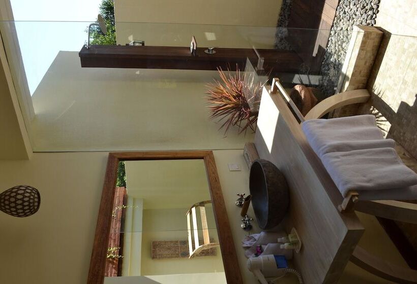 Студия Стандарт, Taman Sari Bali Resort And Spa