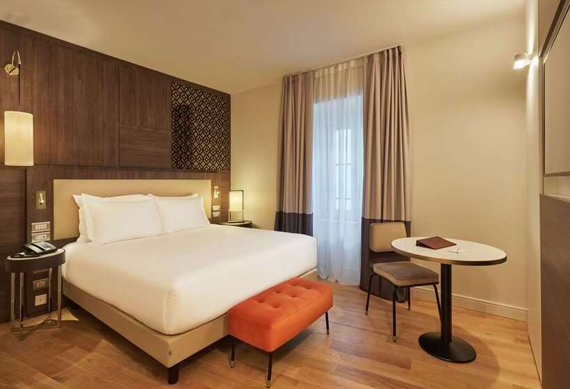 اتاق خانوادگی تودرتو, Hilton Rijeka Costabella Beach Resort & Spa