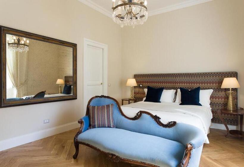 اتاق سوپریور, Gmarconi Suites