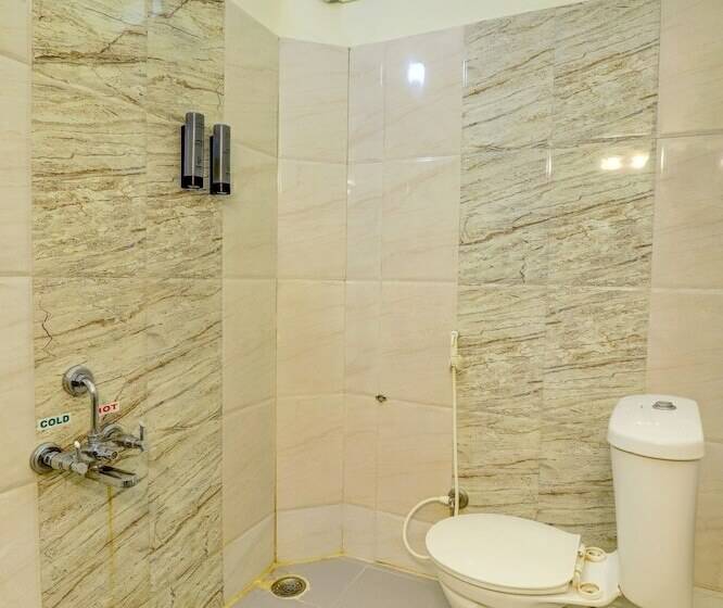 标准间, Ezzenza Royal Garden Brindavan Resort