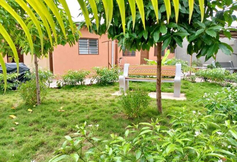 اتاق لوکس, Akwa Guesthouse Cotonou