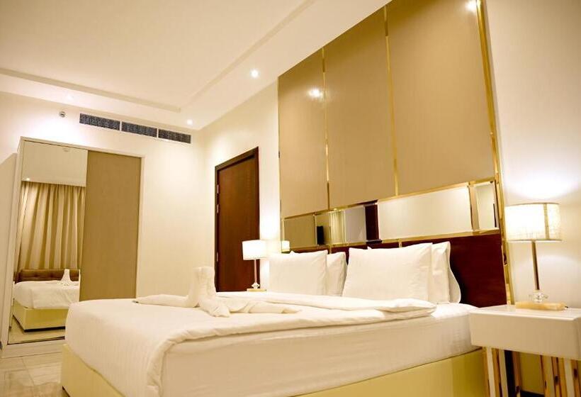 带大床的豪华间, Sela Hotel فندق صلة