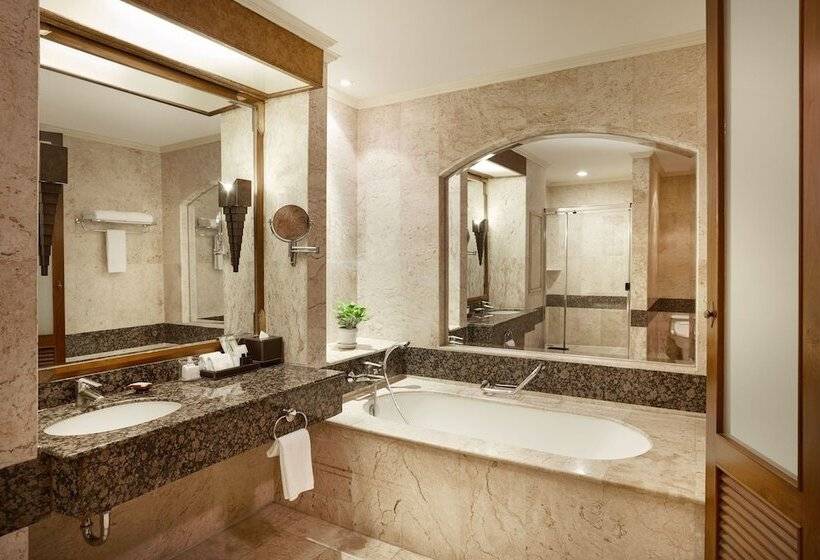 سوییت, The Davis Bangkok