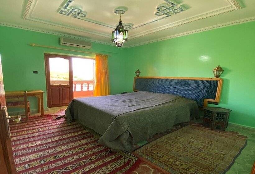 سوییت خانوادگی, La Perle Du Draa