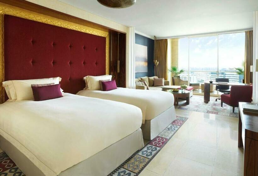 Номер Стандарт, Raffles Dubai