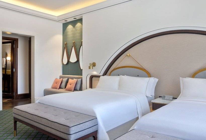 Номер Deluxe Вид на Море, The Westin Dubai Mina Seyahi Beach Resort And Waterpark
