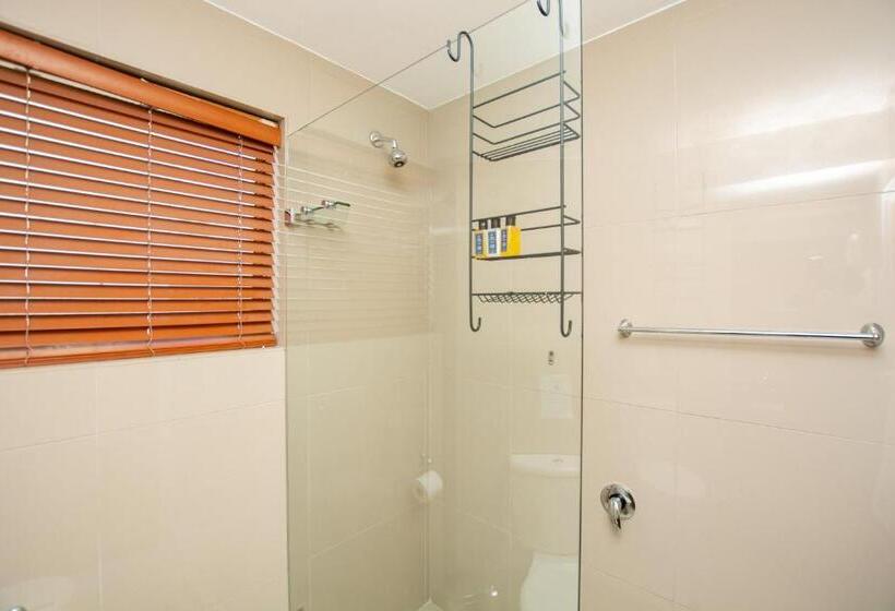 Семейный Номер Economy, False Bay Inn