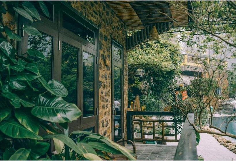 سوییت خانوادگی, Trang An Ecolodge