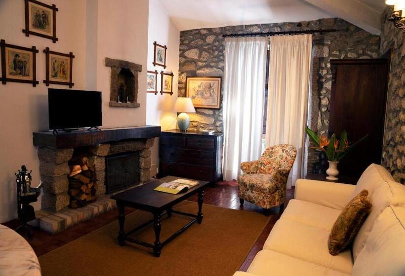 Apartamento 2 Dormitorios, Casa Do Ameal