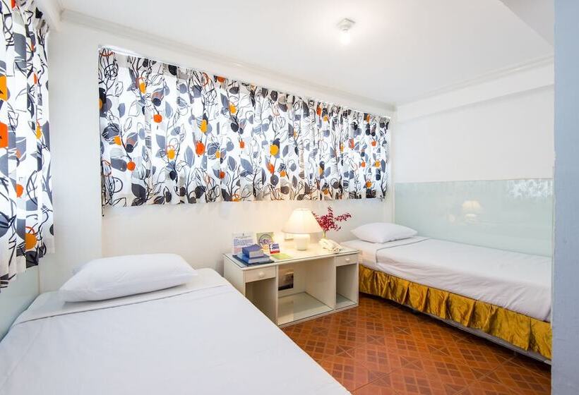 اتاق استاندارد, The Best Bangkok House
