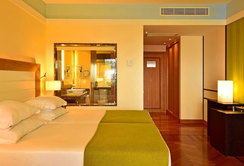 Номер Superior Вид на Море, Pestana Promenade Ocean Resort