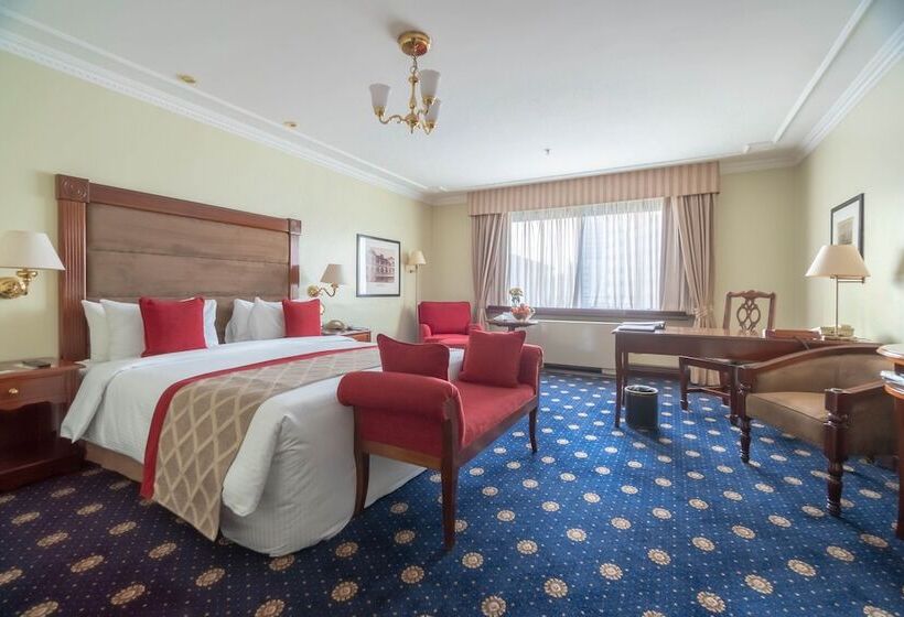 اتاق کلاب, Sarova Stanley