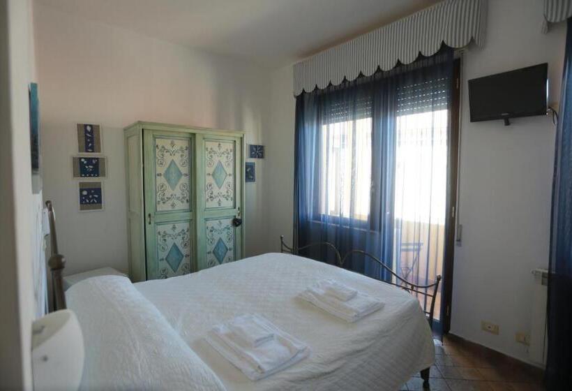 Номер Стандарт Вид на Море с Балконом, B&b Nonna Maria