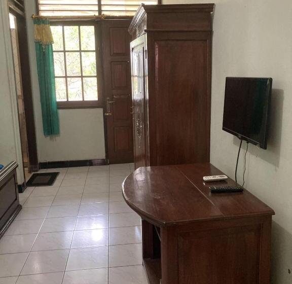 Семейный Номер, Garuda Syariah Near Alun Alun Banjarnegara
