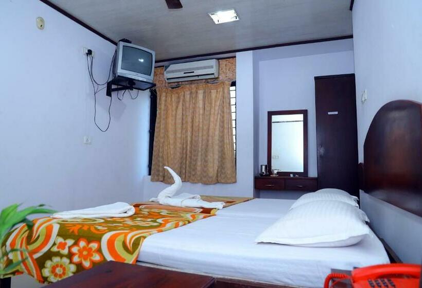 Семейный Номер, Ramanilayam Tourist Home