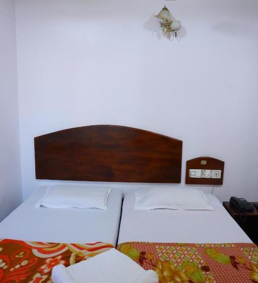 Номер Стандарт, Ramanilayam Tourist Home