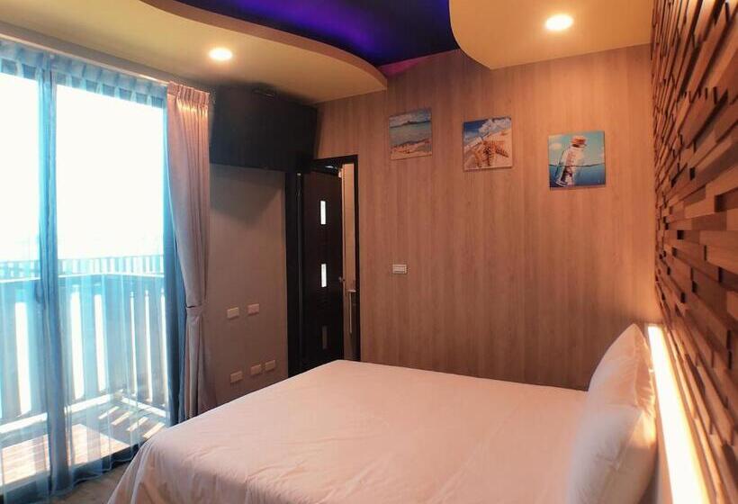اتاق استاندارد با بالکن, Xingqing Seaview Homestay