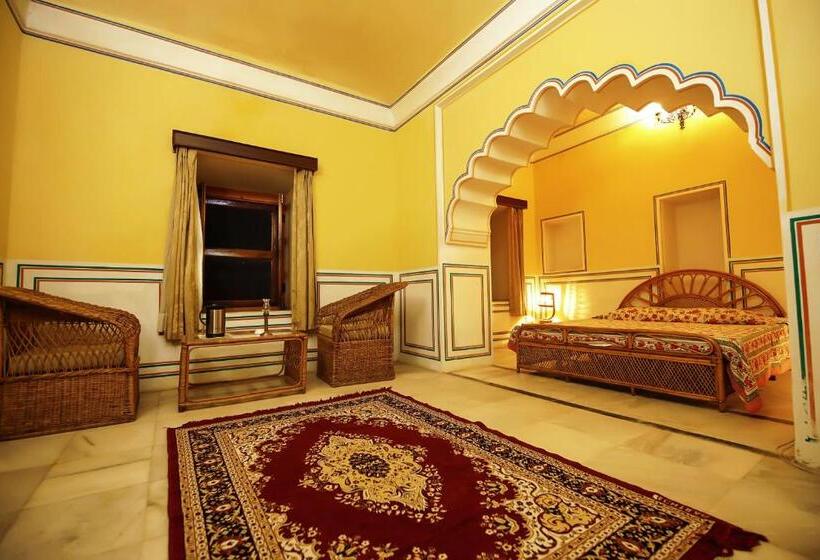 Номер Стандарт, Rajmahal Palace By Kanota Hotels Near Bisalpur Dam