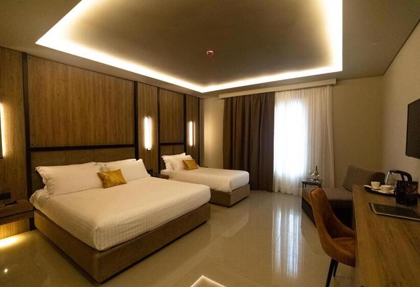 اتاق استاندارد سه نفره, Kraal Hotel Vlore