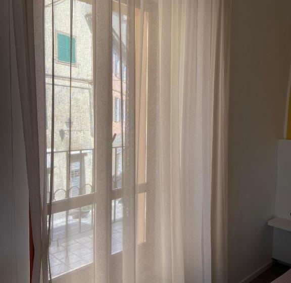 اتاق لوکس با بالکن, Affittacamere Le Grotte   Le Grotte Rooms & Apartments