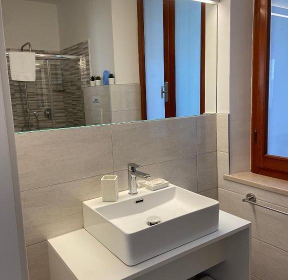 اتاق لوکس خانوادگی, Affittacamere Le Grotte   Le Grotte Rooms & Apartments