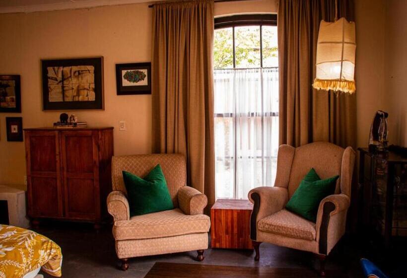 Номер Superior Кровать Кинг, Ebonymoon Guest House