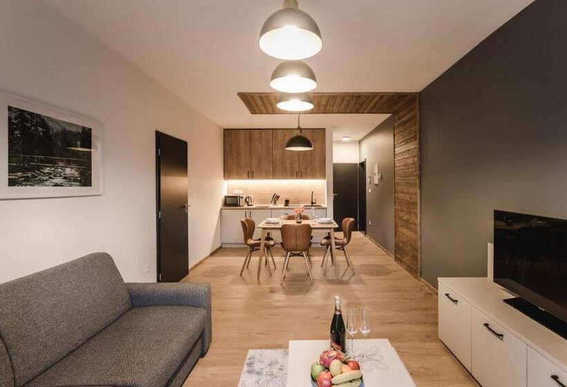 침실 1개 아파트, Arietes Marmont Resort