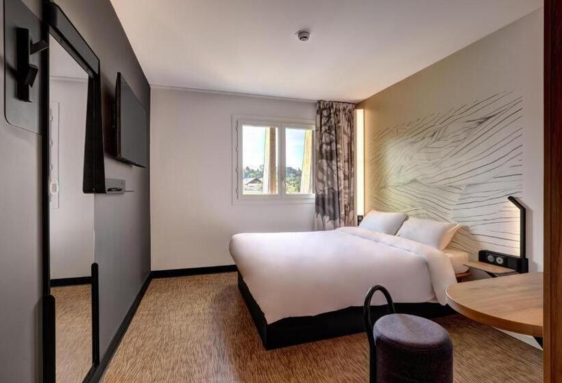 اتاق استاندارد برای معلولان, B&b Hotel Evian Publier