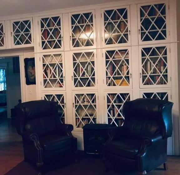 带大床的标准间, Historic 1912 Hoover House Bed And Breakfast