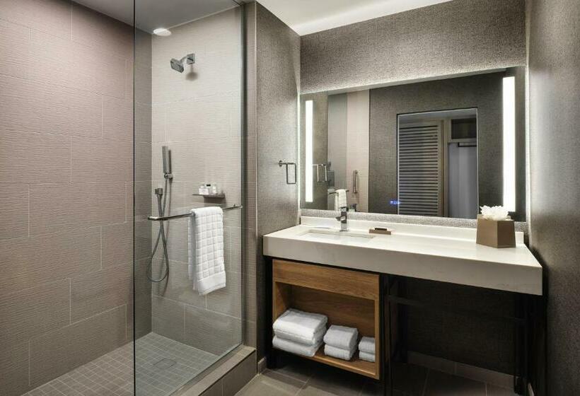 Номер Клуб Кровать Кинг, Sheraton Flowood The Refuge Hotel & Conference Center