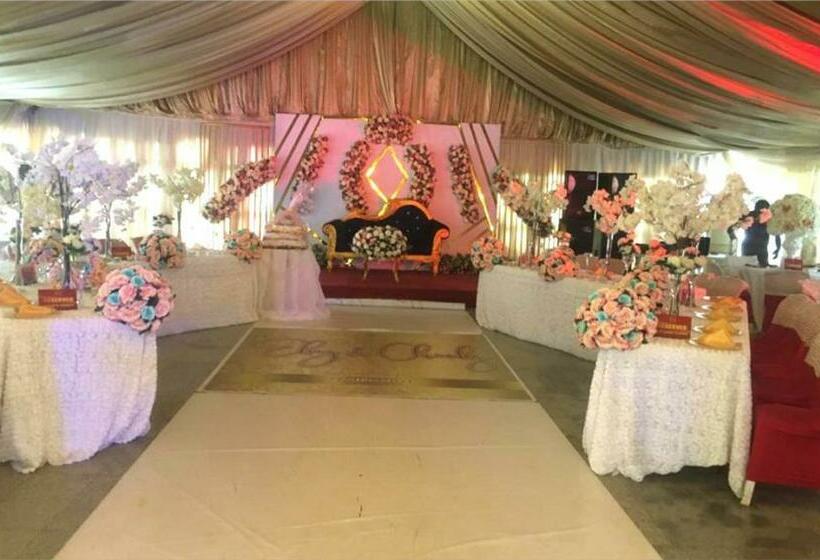 اتاق استاندارد, Room In Lodge   Adanma Hotel And Suites