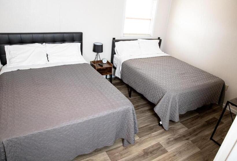 Номер Superior, East Side Motel & Cabins