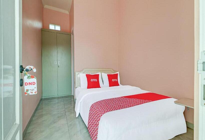 Номер Стандарт, Koolkost Female Syariah Unjani University Cimahi (minimum Stay 6 Nights)