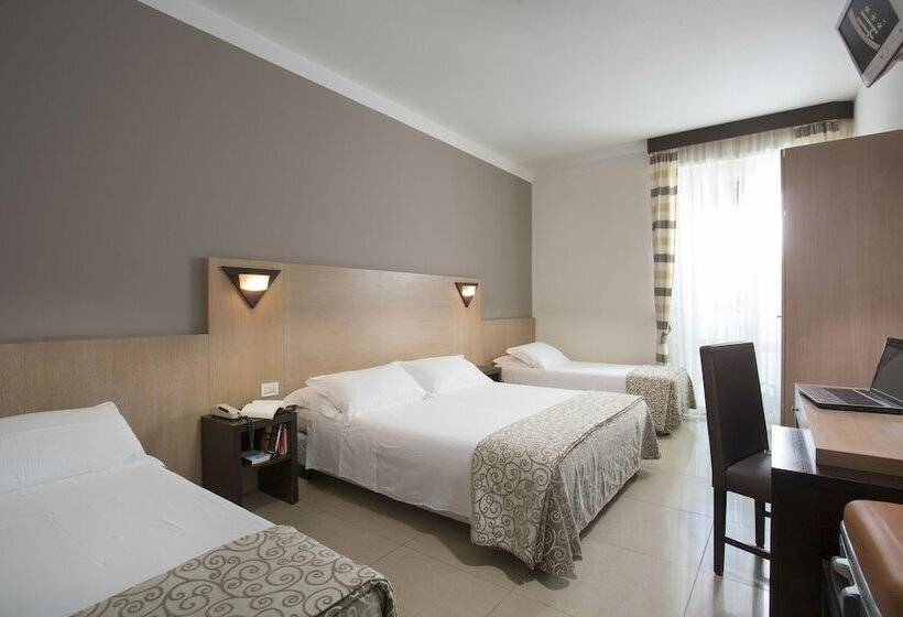 4인용 스탠다드 룸, Calypso Rimini Marina Centro