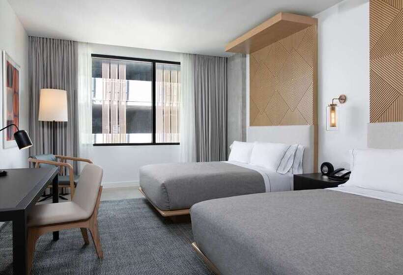 חדר סטנדרט נוף לעיר, Hilton San Diego Bayfront