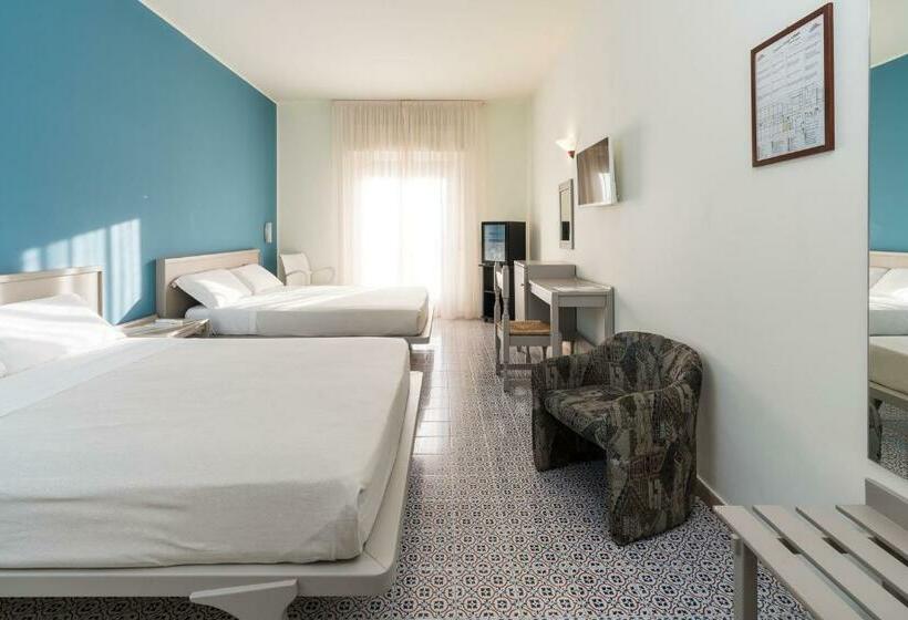 Классический Номер, Saracen Sands Hotel & Congress Centre   Palermo