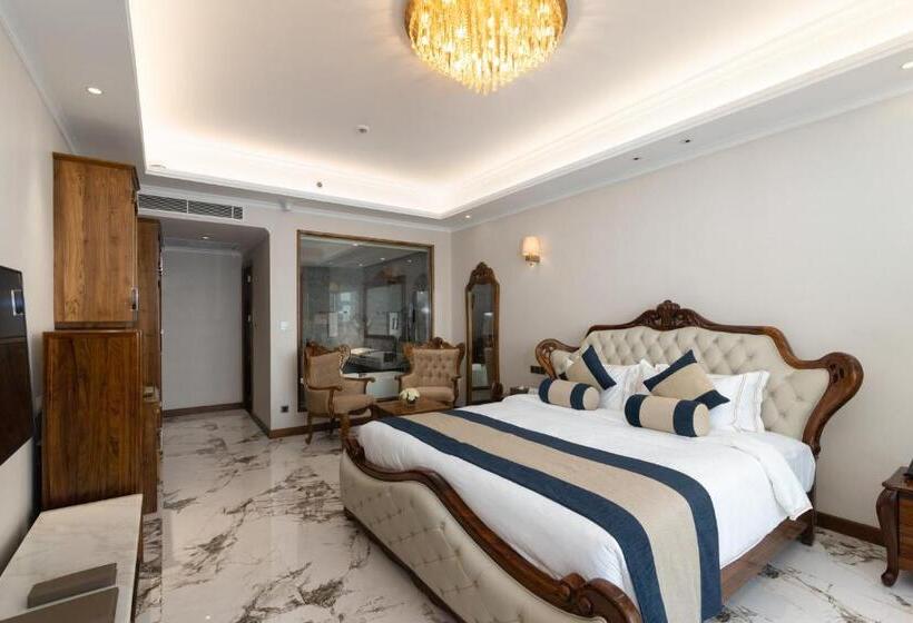 Президентский Люкс, Araliya Beach Resort & Spa Unawatuna  Where You Meet The Sea All Year