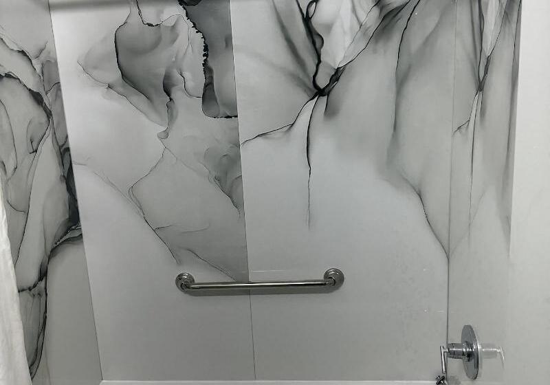 스탠다드 룸 킹사이즈 침대, Freer Executive Inn And Studios